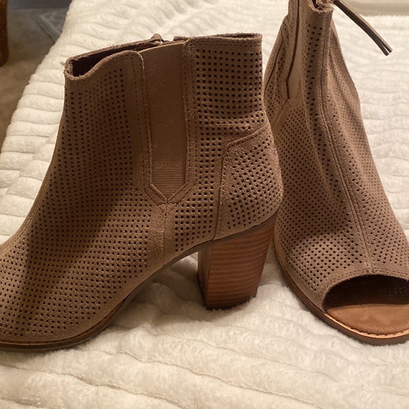 TOMS wedge open toe high heal - Picture 5 of 5